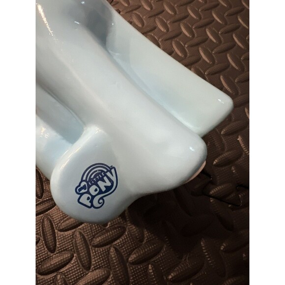 Hasbro My Little Pony Rainbow Dash 9.5" Ceramic Coin Piggy Bank w/Plug Figure - Picture 8 of 9